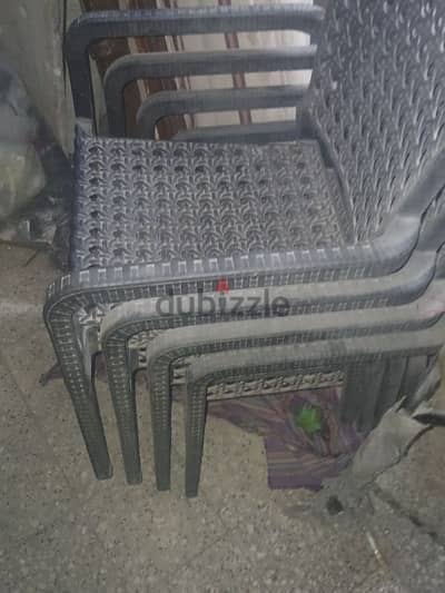 كراسي وطربيزات