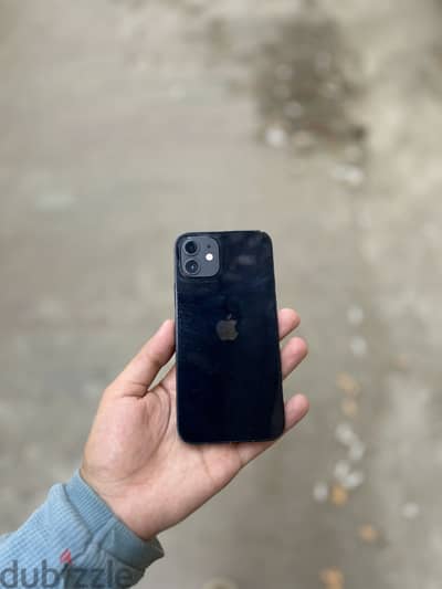 iPhone 12 وتربروف