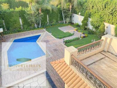 Due to financial difficulties, I am selling the villa urgently. It includes a swimming pool, jacuzzi, and is located in Sheikh Zayed.