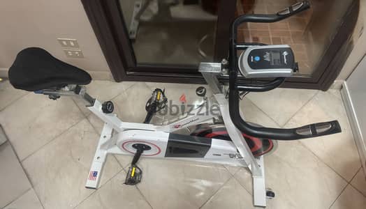 Fitness exercise bike استعمال خفيف جدا