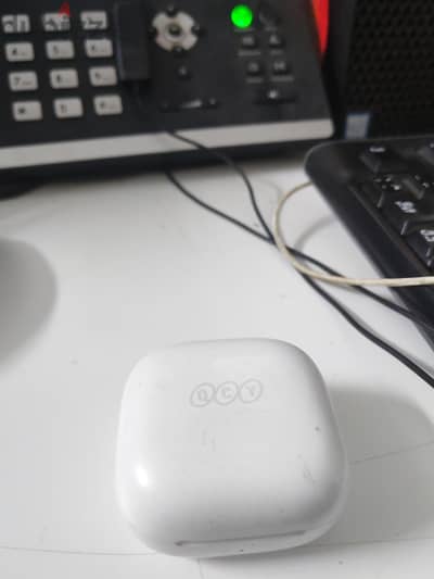qcy earbud