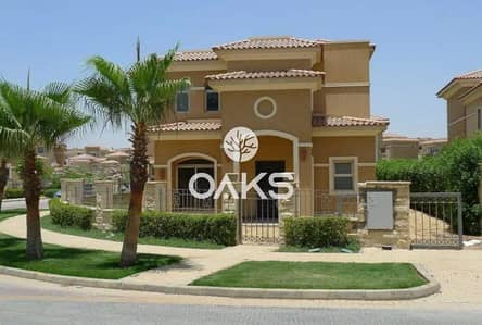 فيلا متشطبة بالكامل استلام فوري بمقدم 10% فقط في كمبوند لافيستا سيتي كمبوند فيلات فقط جاهزة للمعانية في القاهرة الجديدة