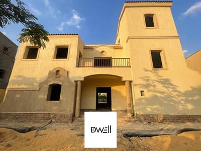فيلا مستقلة في المرحلة الاولى بمدينتي نموذج U بالتقسيط المريح تطل على وايد جاردن