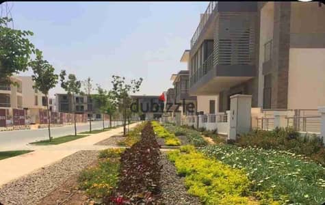 شقة غرفة للبيع في تاج سيتي القاهرة الجديدة