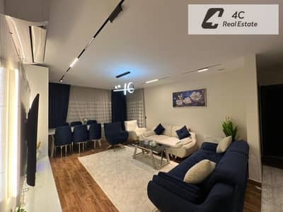 شقة للبيع  بالتقسيط  متشطبه سوبر لوكس استلام فورى في  كمبوند تاج سيتي -taj city  بارك ريزيدنس بموقع مميز في القاهرة الجديدة