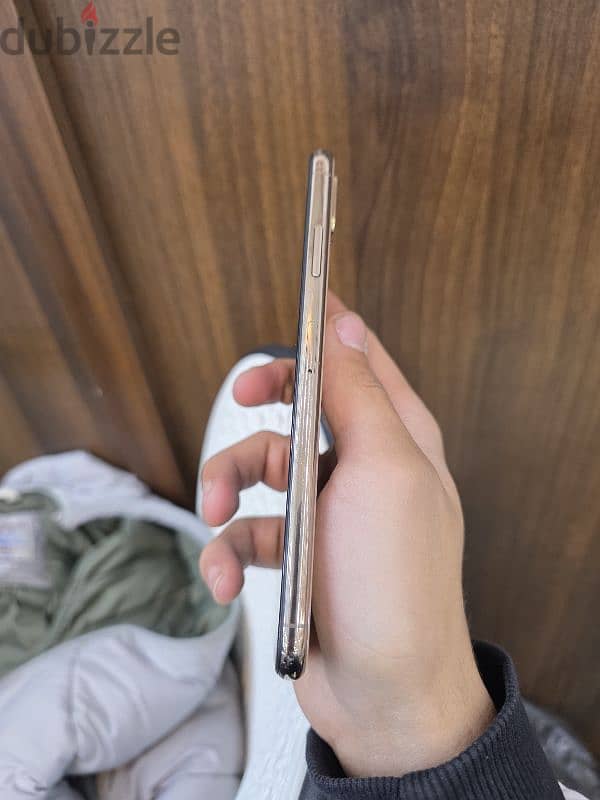 xs max 2