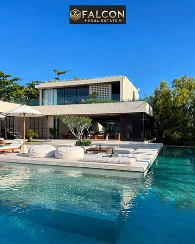 تشطيب Luxury - فيـو البحر مباشرة - قرب المارينا فيلا 148م للبيع بجوار سوما باي الغردقة البحر الأحمر دقائق لـ الجونة  Soma Bay Hurghada