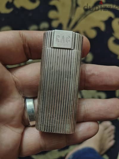 ولاعه كارتير اصلي اصدار محدود حاله ممتازه جدا جدا