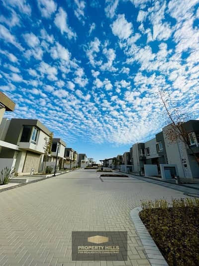 امتلك فيلا مميزة مساحة 275 متر بفيو مفتوح على لاجون فى كمبوند بادية بالم هيلز