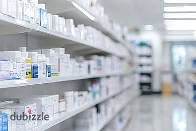 استلم فورا صيدلية بمقدم 10 % و لوكيشن مميز جدا ويخدم رقعة سكنية واسعه و2000 متر عيادات طبية دقايق من طريق السويس - مدينة نصر - القاهرة