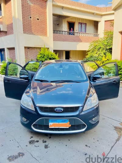 Ford Focus 2009 فابريكة بالكامل حالة ممتازة