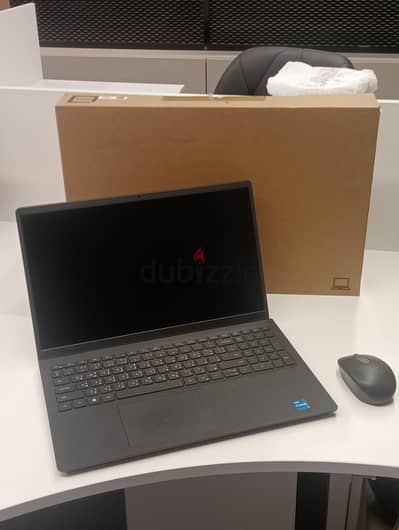 Dell Inspiron 3520 Laptop (15.6 Inch) كسر زيرو