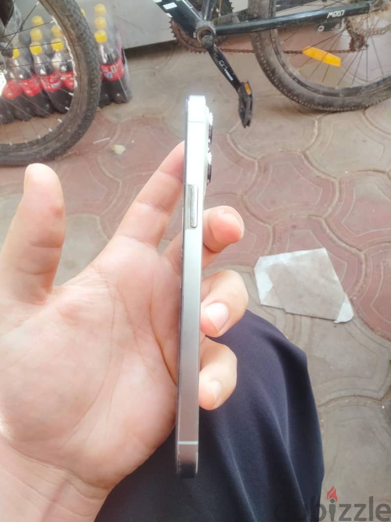 iPhone 13 Pro Max 2