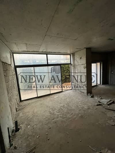 اقل سعر شقة ارضي للبيع في ليك ڤيو التجمع الخامس  lake view residence New Cairo جاهزة على الاستلام الفوري