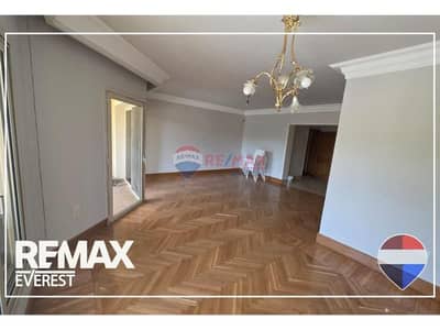 Apartment for rent with appliances in City View