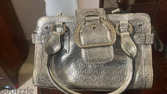 شنطه روعه سواريه  استخدام قليل