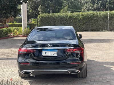 متاح مرسيدس E200