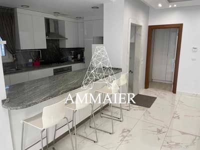 شقة مودرن للإيجار في ذا كورتياردز سوديك ويست | 3 غرف | 210 متر | غرفة مربية | موقع مميز | مكيفة بالكامل