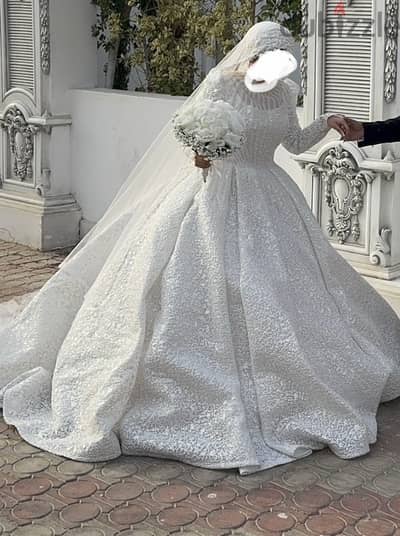 فستان زفاف