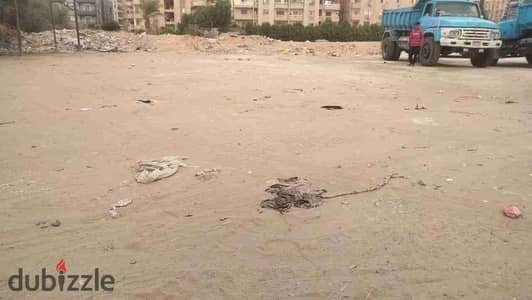 Land for sale in the Gardens of Al-Ahram, 805 meters, corner plot