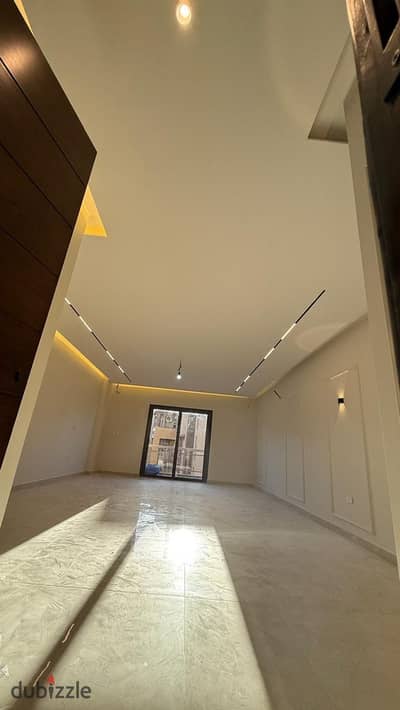 Apartment 190 m for rent Green 5 minutes from Sheikh Zayed