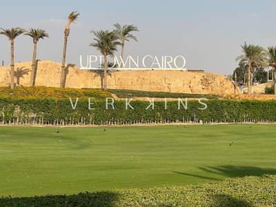 تاون هاوس 3 غرف للبيع موقع مميز في سيليستا اب تاون كايرو في المقطم UPTOWN CAIRO IN MOKATTAM