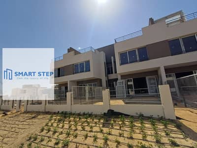 Standalone villa, prime location, and immediate occupancy in Palm Hills New Cairo compound. Standalone villa, prime location, and immediate occupancy in Palm Hills New Cairo compound.
