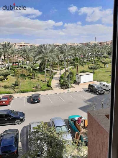 للبيع اميز شقه ٢٣٠ م بالرحاب بالمرحله الرابعه بسعرلقطه