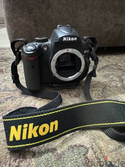 Nikon D5000