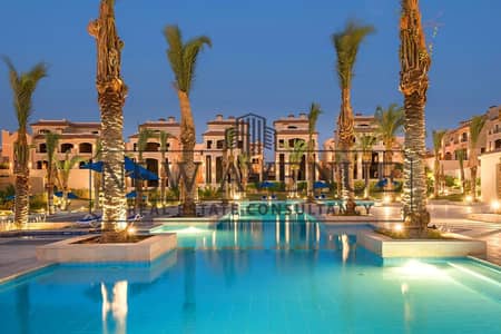 Villa for sale prime location north oriented ready to move in patio 5 east Lavista Al shorouk compound