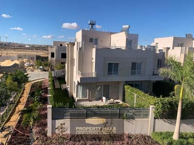 The lowest price for a villa in Sheikh Zayed's Diwns, at the initial offering price next to Karma Gates and Beverly Hills