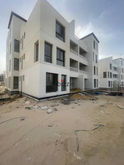 Chalet for sale in Lagoon View, in the heart of the North Coast at kilometer 198 on the Alexandria-Marsa Matrouh road.