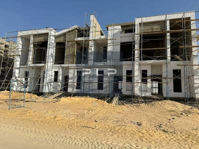 تاون هاوس كورنر للبيع في سعاده– مباشرة على اللاجون – إطلالة مميزة جدًا بتسهيلات في السداد