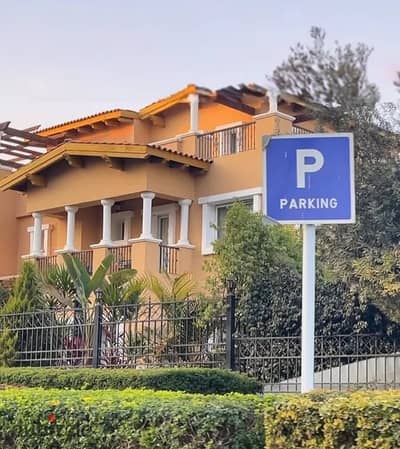 Standalone villa 5 bed 374m immediate delivery in Hyde Park next to Mivida Emaar and Sodic Villette