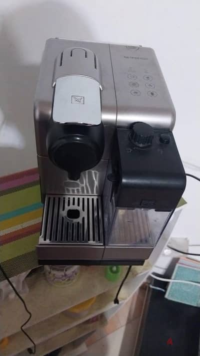 ماكينه قهوة نيسبريسو