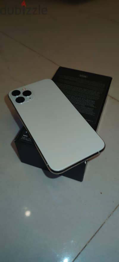iphone 11 pro with box zero taxes