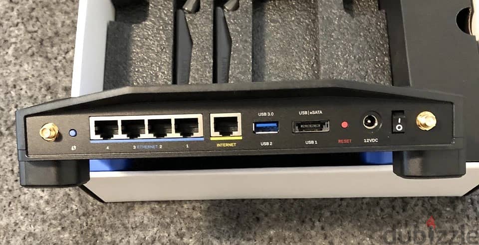 Linksys WRT1200AC 4