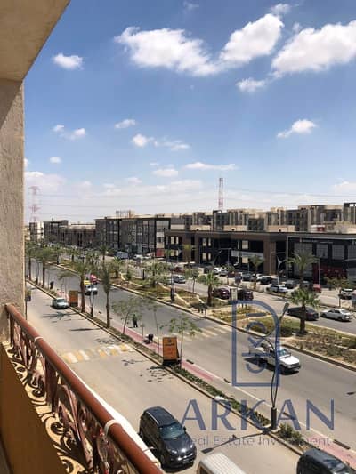 شقة 3 غرف بجاردن 50 متر فكمبوند على طريق زويل فحدايق أكتوبر بالتقسيط على 9 سنين TA