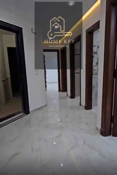 Licensed office for rent, ultra super lux 250 meters, excellent location