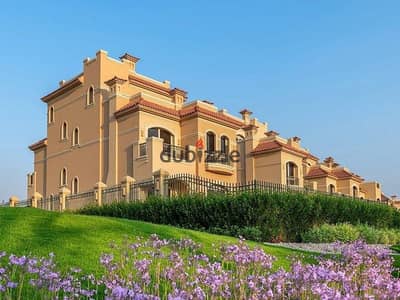 تاون هاوس ميدل للبيع استلام فورى متشطب بالكامل على الطريق الأوسطي وبالقرب من محور محمد بن زايد في La Vista