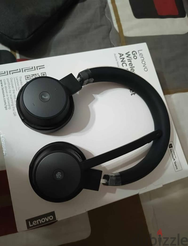 Lenovo Go headset 1