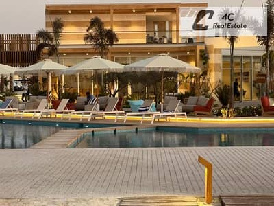 لسرعه البيع  بيتش شاليه ريسيل 135م سي شور الساحل الشماليprime location بتقسيه مميزة بمقدم و تكمله اقساط بدون اي فوايد