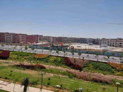 شقه للايجار في مدينتي 165متر 3غرف و3حمام وريسبشن 3 قطع ومطبخ كبير فيو مطلوب 25 الف معاينه متاحه الشقه تشطيب سوبر لوكس