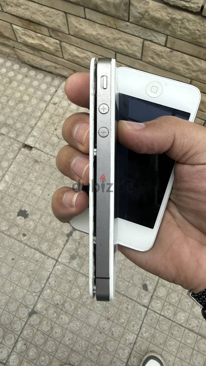 iPhone 4  32g 3