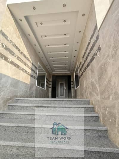 للبيع: روف بفيو مفتوح وتسهيلات في السداد - قلب الحي الثامنFor sale: Rooftop apartment with an open view and flexible payment options - in the heart of