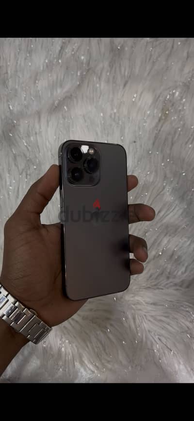 Iphone 13 pro 128 giga battery 73% without box عليه ضريبه zerooooooo