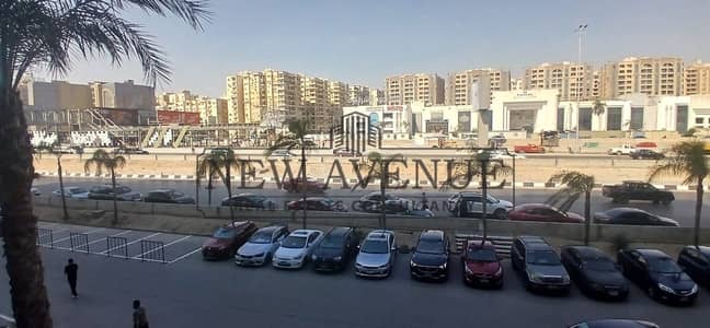 مكتب بمساحة 448 متر مربع للبيع على الطريق الدائري مباشرةً