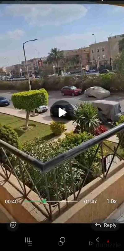  شقة فاضية للإيجار في الرحاب   المرحلة التالتة - مجموعة 47 - دور أول  المساحة 160م  3 غرف نوم + 3 حمام  بالمطبخ + غاز طبيعي  مدهونة جاهزة للسكن  بحرية وغير مجروحة   موقع مميز: أمام جيت واي ومول 2 جنب المدرسة ومسجد الرحمن قريب من مسجد طلعت مصطفى