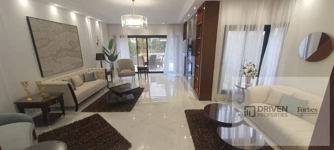 اول استخدام توين هاوس مفروش للايجار في كمبوند ذا كراون بالم هيلز The Crown Compound Palm Hills وود فيل 6اكتوبر الجيزه