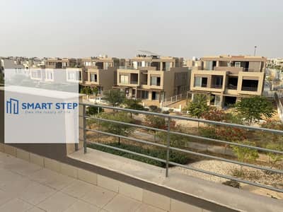 تاون هاوس كورنر بأقل سعر للبيع في بالم هيلز القاهرة الجديدة  palm hills new cairo